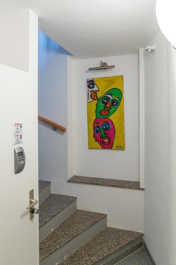 H&H Apartments Im Herzen Der Stadt In Der Lange Strasse Geraeumig Ruhig Mit Kueche Und Esstisch ไกรฟ์สวัลด์ ภายนอก รูปภาพ