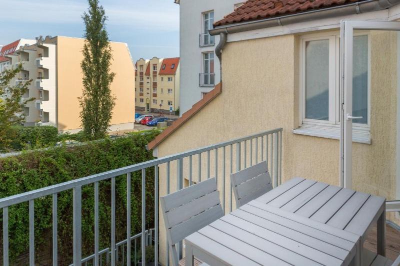 H&H Apartments Im Herzen Der Stadt In Der Lange Strasse Geraeumig Ruhig Mit Kueche Und Esstisch ไกรฟ์สวัลด์ ภายนอก รูปภาพ