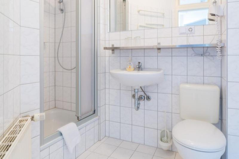 H&H Apartments Im Herzen Der Stadt In Der Lange Strasse Geraeumig Ruhig Mit Kueche Und Esstisch ไกรฟ์สวัลด์ ภายนอก รูปภาพ
